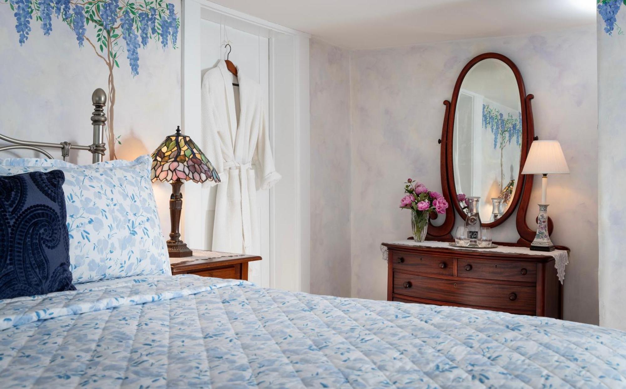 Maguire House Bed And Breakfast Ashburnham 외부 사진